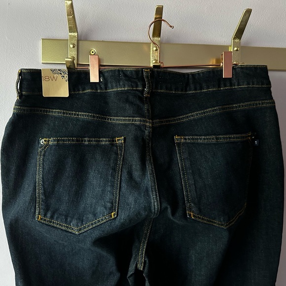 Pilcro Anthropologie 18W NWT Dark Wash Bootcut Jeans with Side Hem Slit - Picture 11 of 11